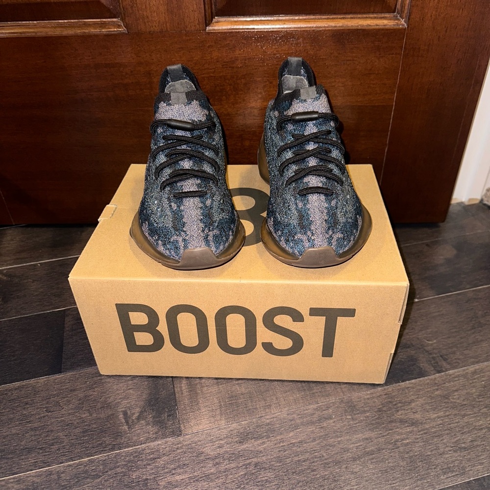 YEEZY 380 BOOSTS